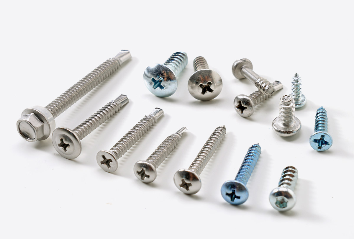 Rivet fasteners and pull rivet hardware